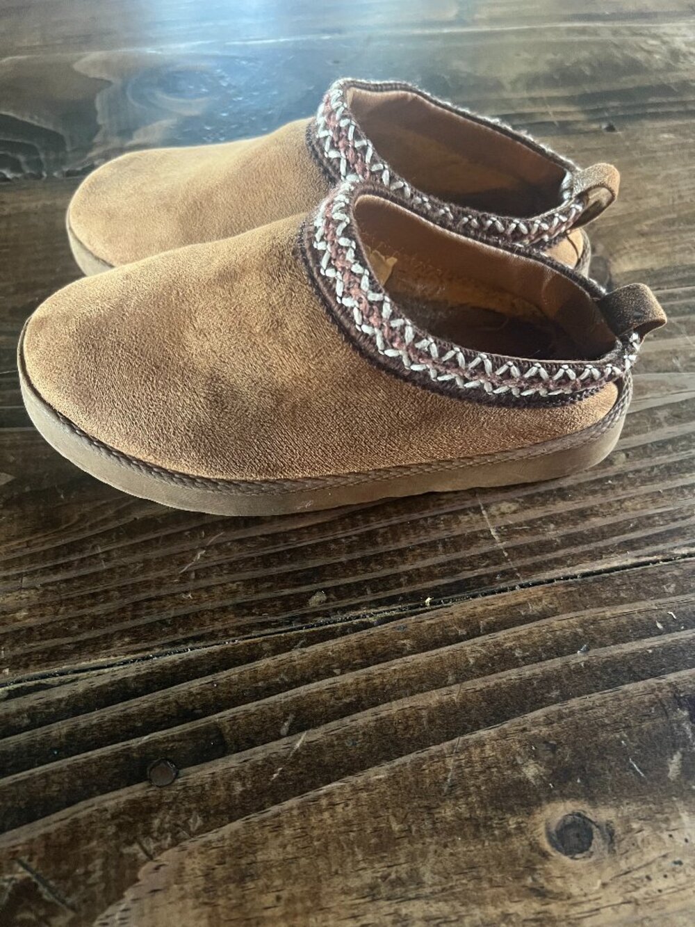 American Exchange Boys 13 M Tan Slip-On Shoes moccasins with Woven Trim